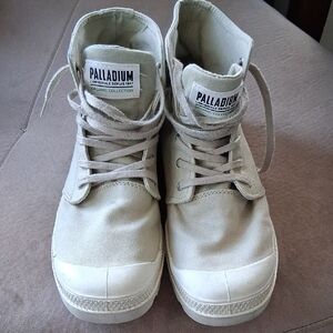 Palladium Eco-Friendly Organic Collection Men's Size 9.5 Boots - Light Tan